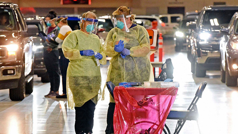 Σλοβακία και Πολωνία σημείωσαν ημερήσιο ρεκόρ νέων κρουσμάτων κορωνοϊού